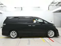 Toyota VELLFIRE лот № 30355 оценка 4  с аукциона в Японии 2