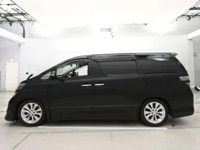 Toyota VELLFIRE  с аукциона в Японии