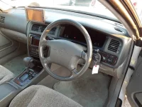 Toyota MARK II лот № 36353 оценка 4  с аукциона в Японии 8