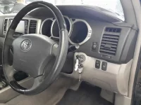 Toyota HILUX SURF лот № 30359 оценка 3  с аукциона в Японии 8