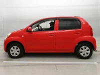 Toyota PASSO лот № 30360 оценка 3.5  с аукциона в Японии 3
