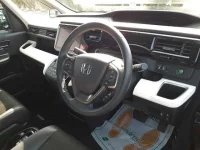 Honda STEP WAGON лот № 30379 оценка 4.5  с аукциона в Японии 8