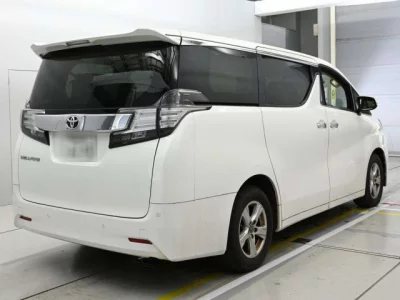 Toyota VELLFIRE  с аукциона в Японии