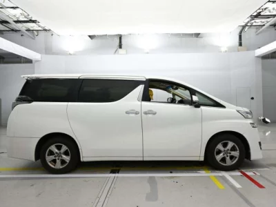 Toyota VELLFIRE  с аукциона в Японии