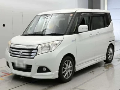Mitsubishi DELICA D2