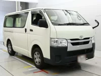 Toyota HIACE VAN лот № 40029 оценка 3.5  с аукциона в Японии 4