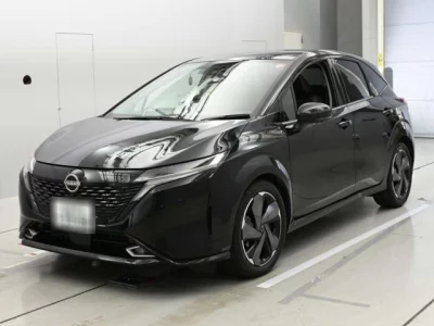 Nissan AURA