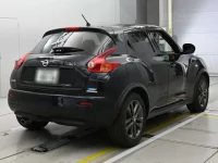 Nissan JUKE лот № 30516 оценка 4  с аукциона в Японии 1
