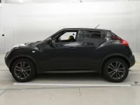 Nissan JUKE лот № 30516 оценка 4  с аукциона в Японии 3