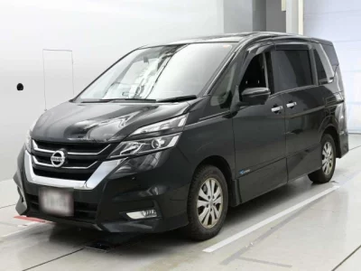 Nissan SERENA  с аукциона в Японии