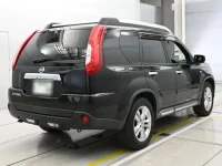 Nissan X-TRAIL лот № 30511 оценка 4  с аукциона в Японии 1
