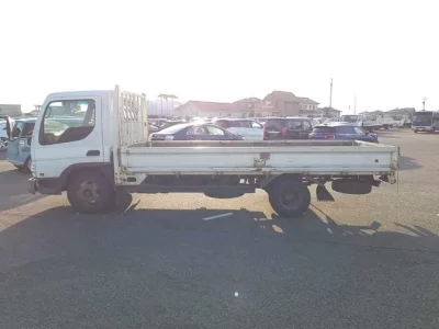 Mazda TITAN  с аукциона в Японии