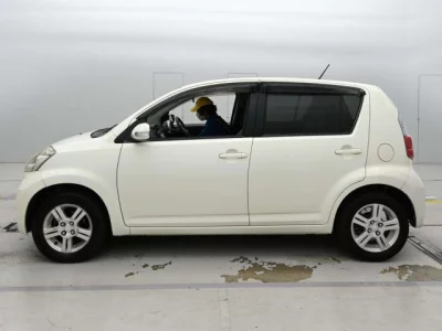 Daihatsu Boon  с аукциона в Японии