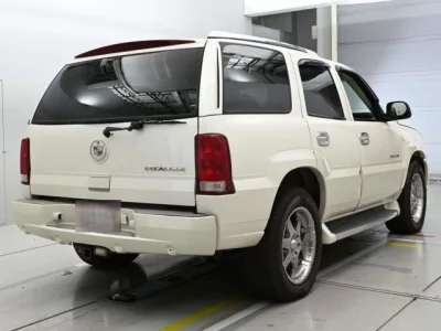 GM CADILLAC ESCALADE