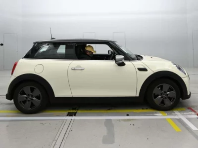 BMW MINI  с аукциона в Японии