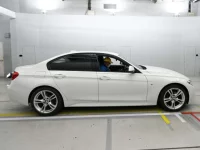 BMW 3-Series лот № 38091 оценка 4.5  с аукциона в Японии 2