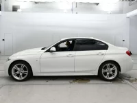 BMW 3-Series лот № 38091 оценка 4.5  с аукциона в Японии 3