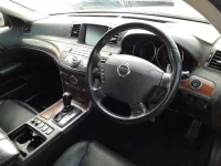 Nissan FUGA лот № 30475 оценка 4  с аукциона в Японии 8