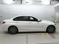 BMW 3-Series лот № 38078 оценка 5  с аукциона в Японии 2