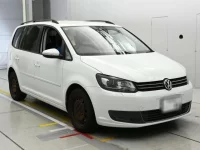 Volkswagen GOLF TOURAN лот № 38104 оценка 4  с аукциона в Японии 4