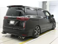 Nissan ELGRAND лот № 30479 оценка 4  с аукциона в Японии 1