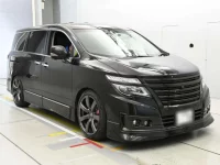 Nissan ELGRAND лот № 30479 оценка 4  с аукциона в Японии 4