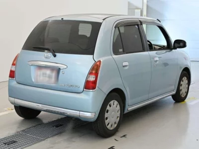 Daihatsu MIRA