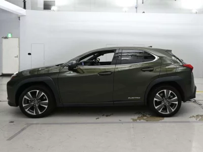Lexus UX  с аукциона в Японии