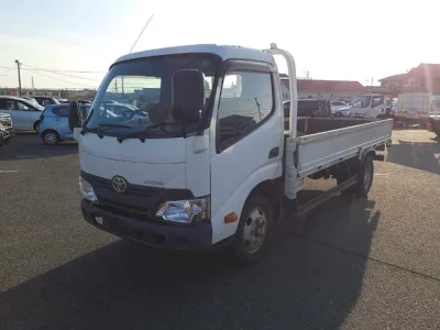 Toyota DYNA  с аукциона в Японии