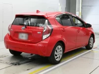 Toyota COROLLA AXIO лот № 10166 оценка 3  с аукциона в Японии 1