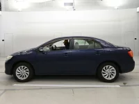 Toyota COROLLA AXIO лот № 10166 оценка 3  с аукциона в Японии 3