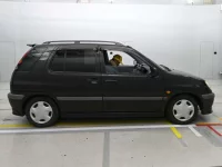 Toyota RAUM лот № 95022 оценка 99  с аукциона в Японии 2