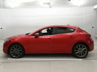 Mazda AXELA лот № 30498 оценка 4.5  с аукциона в Японии 3