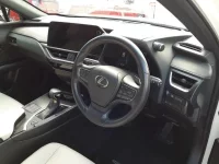 Lexus UX лот № 36413 оценка 4.5  с аукциона в Японии 8