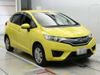 Honda FIT лот № 10145 оценка 3  с аукциона в Японии 4