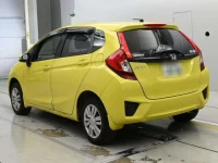 Honda FIT лот № 10145 оценка 3  с аукциона в Японии 5