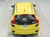 Honda FIT лот № 10145 оценка 3  с аукциона в Японии 7