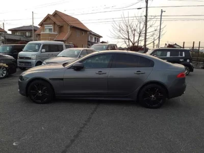 Jaguar XE