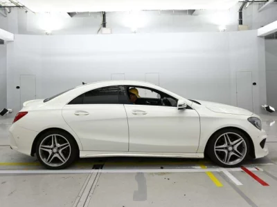 Mercedes-Benz CLA CLASS