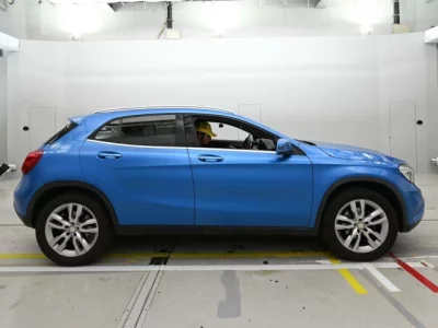 Mercedes-Benz GLA CLASS