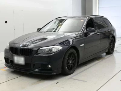BMW 5-Series  с аукциона в Японии
