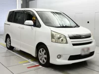 Toyota NOAH лот № 30592 оценка RA  с аукциона в Японии 4