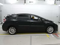 Toyota PRIUS ALPHA лот № 36530 оценка 4  с аукциона в Японии 2