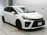 Toyota PRIUS ALPHA лот № 30559 оценка 4.5  с аукциона в Японии 4