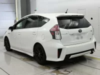 Toyota PRIUS ALPHA лот № 30559 оценка 4.5  с аукциона в Японии 5