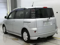 Toyota SIENTA лот № 10248 оценка 4  с аукциона в Японии 5