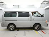Nissan CARAVAN VAN лот № 10193 оценка R  с аукциона в Японии 2