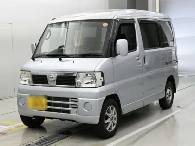 Nissan CLIPPER RIO  с аукциона в Японии