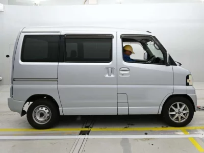 Nissan CLIPPER RIO  с аукциона в Японии