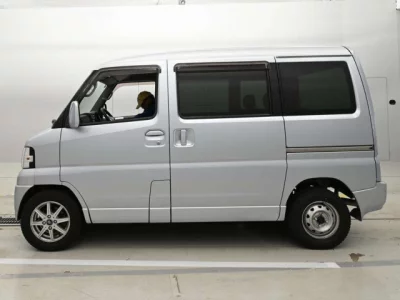 Nissan CLIPPER RIO  с аукциона в Японии